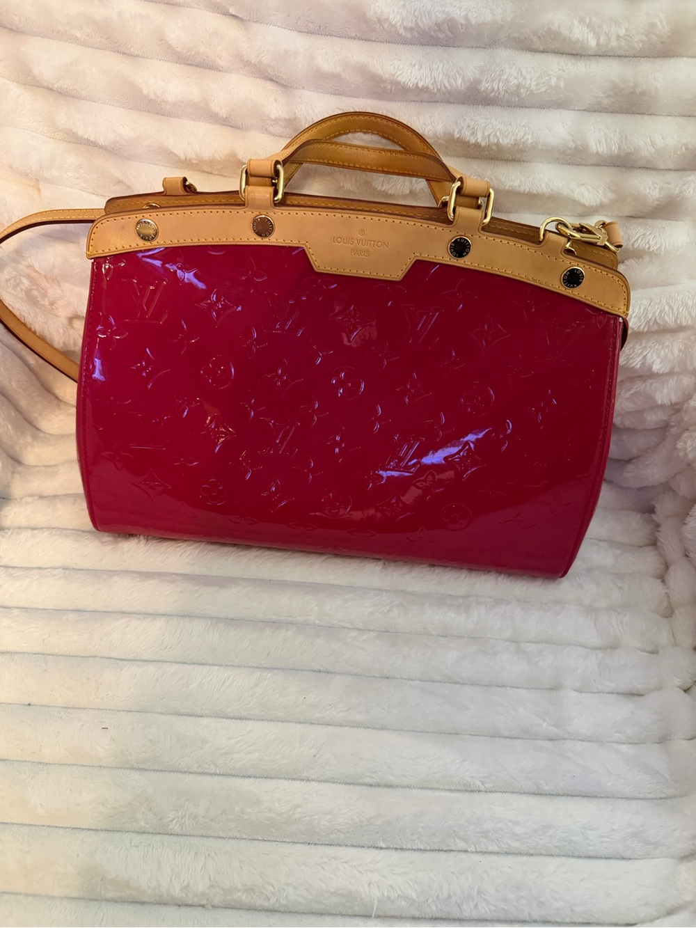 2014 Louis Vuitton Monogram Vernis Brea MM  in Rose Indien